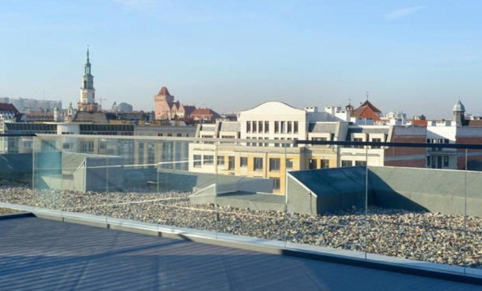 35m² studio Appartement, met 1 privé badkamer in Poznan stadscentrum Buitenkant foto